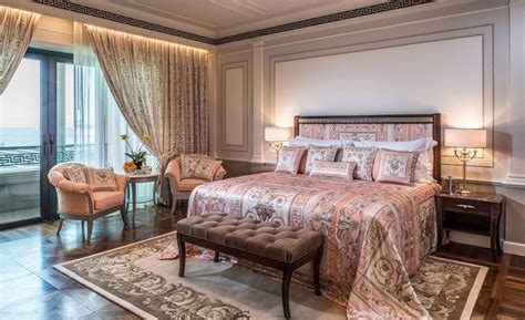 buy versace hotel room state of qatar